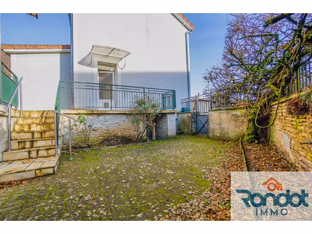 maison 7 pièces/4 chambres 145 m2 sur une parcelle de 763 m2