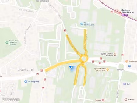 recherche garage à louer