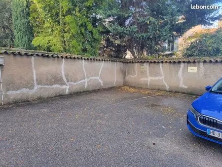 parking en surface saint-just 69005