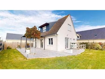 vente maison à carpiquet (14650) : à vendre / 93m² carpiquet