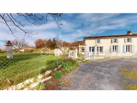 maison en pierre avec grand terrain constructible – archingeay (17380)