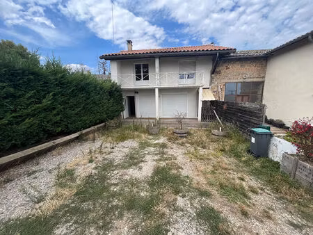 maison 5 pièce(s) 120 m2 avec extérieur situé à chavanay