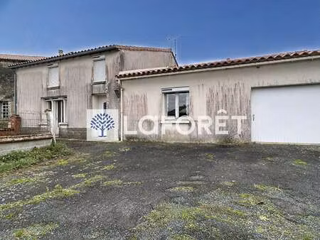 vente maison à la châtaigneraie (85120) : à vendre / 107m² la châtaigneraie