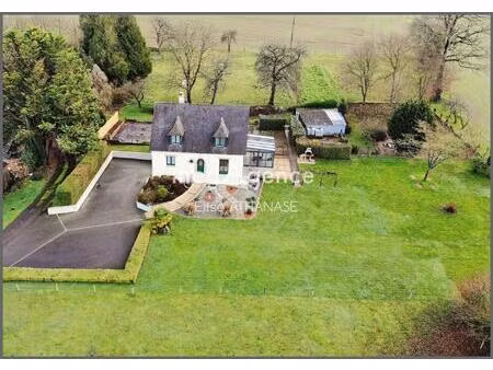 belle maison 4 chambres sur terrain de plus de 1hectare dont 2500m2 constructibles