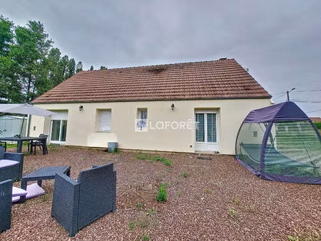 maison servais 4 pièce(s) 134 m2