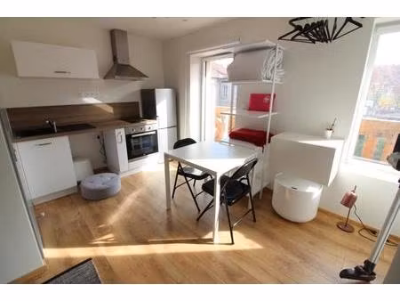 studio meublé 18 m² rue des docks vaise