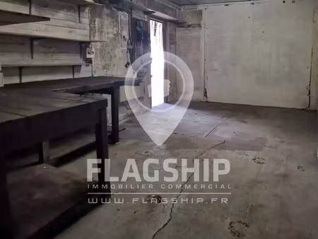 entrepôt en location paris 75019