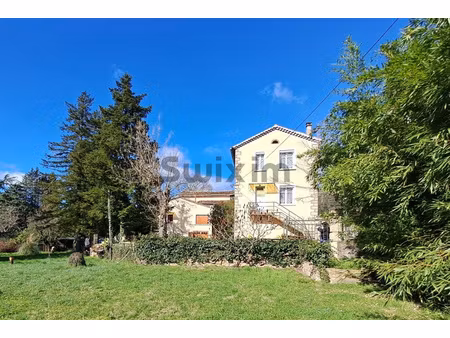 lot : maison de 3 appartements et terrain constructible de 7