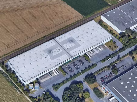 location entrepôt / local d'activités fretin 16 327 m²