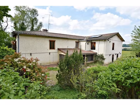 vente maison 7 pièces 270 m² à chandon (42190)  135 000 €