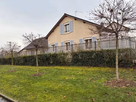 vente maison 6 pièces 163.1 m² à le breuil (71670)  179 900 €