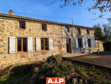 vente maison 4 pièces 170 m² à la forêt-sur-sèvre (79380)  194 200 €