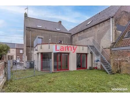 maison 5 pièces 200 m²