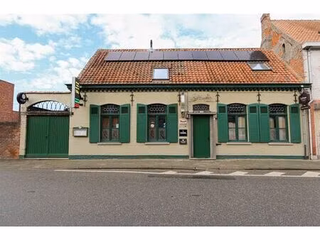 rendabel restaurant met woonst op toplocatie