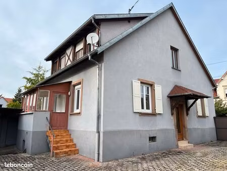 à louer – maison 7 pièces de 177 m² à brumath