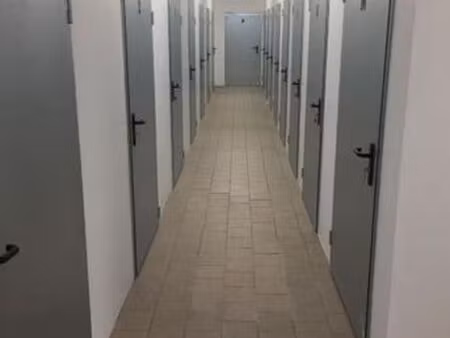 garage/box 12 m² muizon