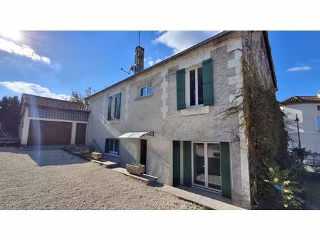 location maison 6 pièces 138m² st severin 16390