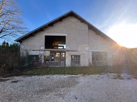 achat maison 8 pièces 197m²