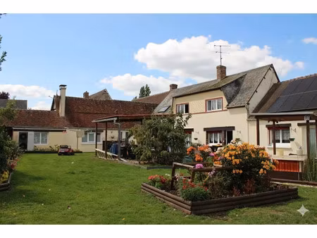 vente propriété 7 pièces 230 m² à chambois (27240)  240 000 €