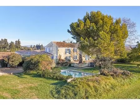 authentique mas provençal avec piscine  vue sur les dentelles et dépendances à violès