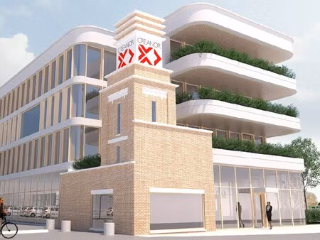 location local professionnel 2 963m²