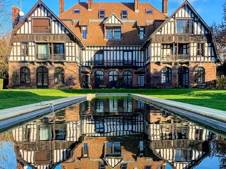 location local professionnel 150m²