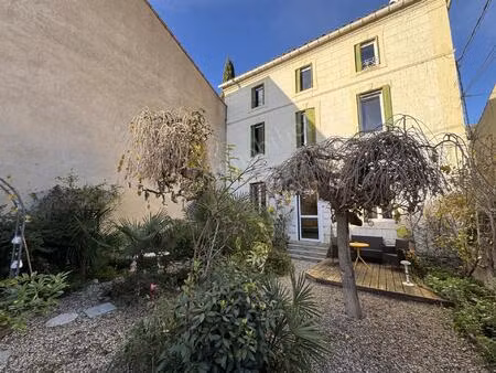 immeuble de 3 appt avec jardin