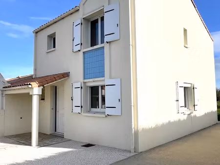 vente maison 4 pièces 91.1 m² à fouras (17450)  314 225 €