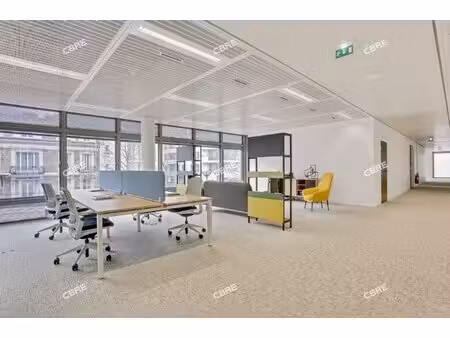 location local professionnel 4 116m² suresnes 92150