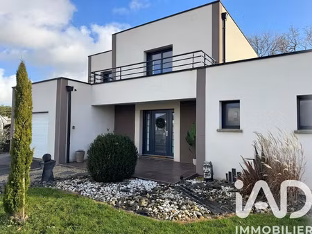 vente maison 6 pièces 154 m² à ploumagoar (22970)  405 000 €