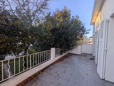 maison t3 avignon à louer