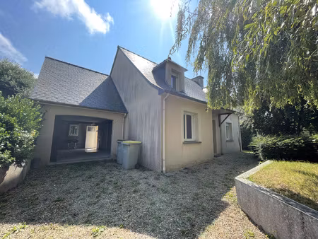 a louer à saint malo : maison 4 chambres dont une en rez-de