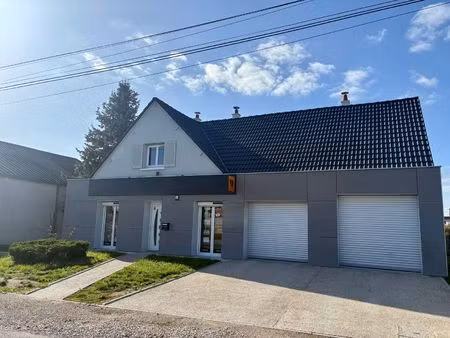 location local professionnel 156m² olivet 45160