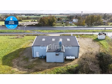 local professionnel à vendre chaunay 275m2 181 900€