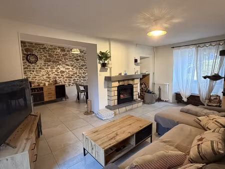 vente maison de village 7 pièces