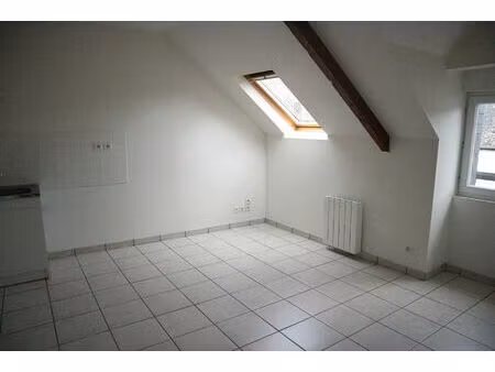 location appartement 2 pièces 28m²