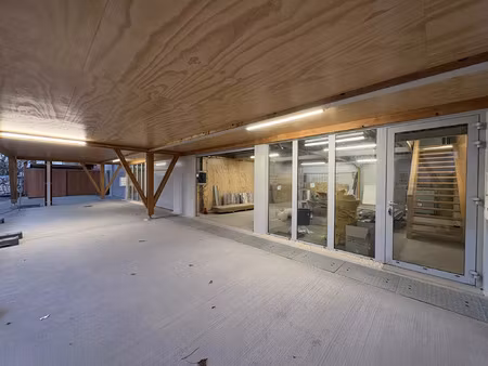 location commerce 185 m² à bègles (33130)