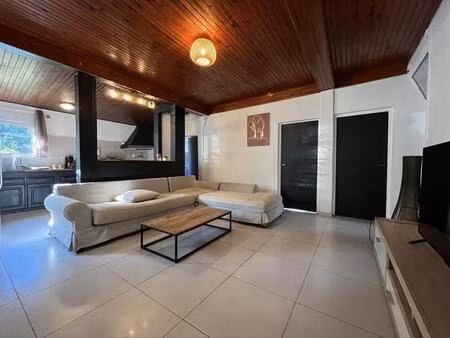villa t4 meublée à louer à la petite ile de la réunion