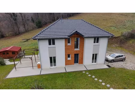 vente maison 6 pièces 136 m² à entrelacs (73410)  550 000 €