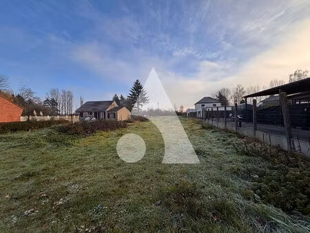 terrain fenain 664 m2