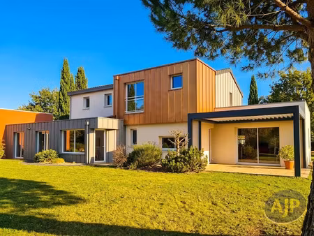 vente maison 15 pièces 394 m² à legé (44650)  619 990 €