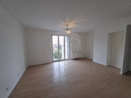vente appartement 3 pièces 63 m² à vichy (03200)  75 600 €
