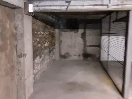 vends parking-paris 20e-avron