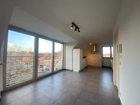 appartement à louer à sint-kruis € 795 (lih50) - era vandille | zimmo