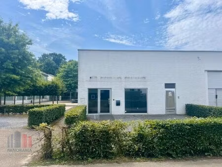 bien professionnel à louer à oostmalle € 2.908 (lbtwj) - panorama b2b limburg | zimmo