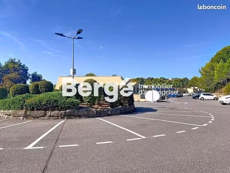 bureaux 746 m² valbonne