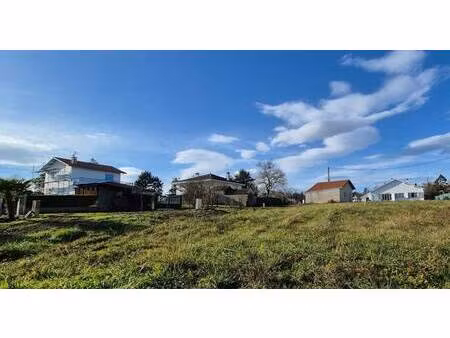 terrain constructible viabilisé à vendre