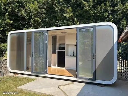 conteneur habitable tout équipé – idéal bureau  studio ou hébergement
