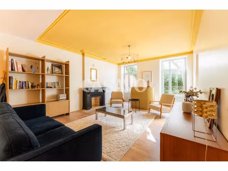 vente appartement 5 pièces 210 m² à aix-en-provence (13090)  1 495 000 €