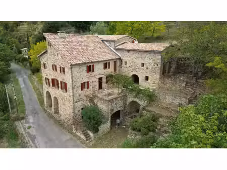 maison + gîtes et piscine